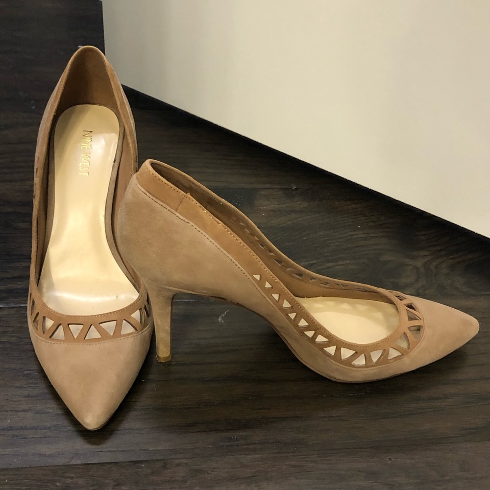 Nine West size 10 heels. Worn once!